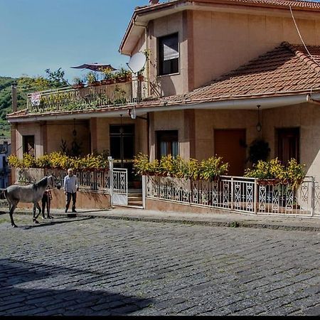 Casa Don Vicenzo 호텔 란다조 외부 사진